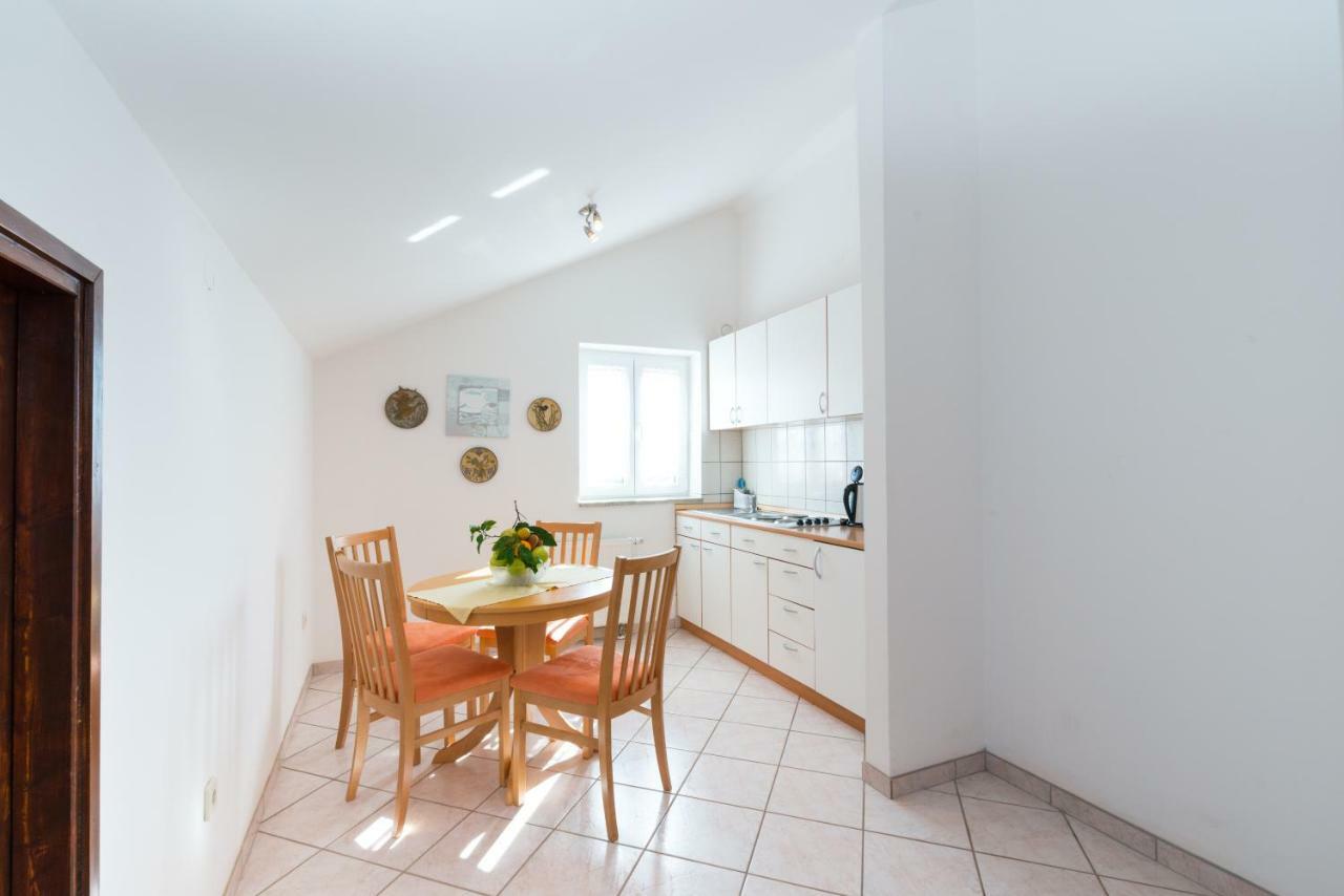 Apartments Victoria Задар Екстериор снимка