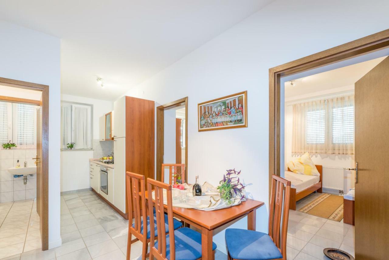 Apartments Victoria Задар Екстериор снимка